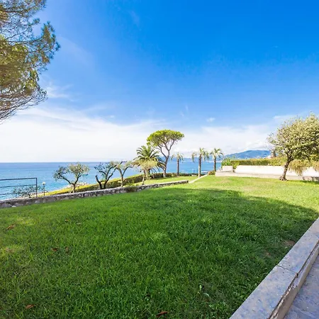 La Terrazza Sul Mare شقة لافانيا