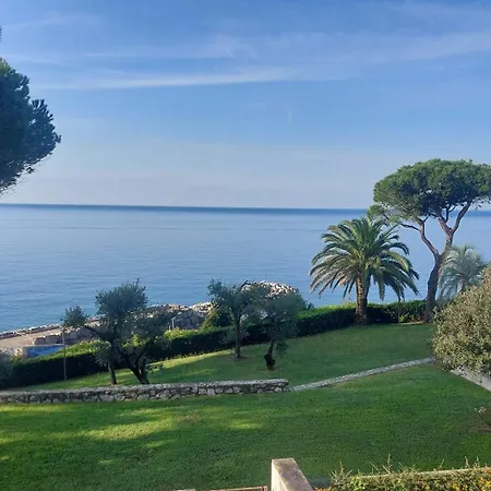 La Terrazza Sul Mare * لافانيا